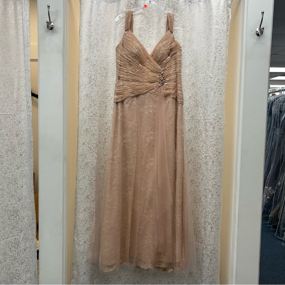 MGNY by Mori Lee Dress Style #71318 Size 14 Lace Tulle Formal Gown Blush Sample